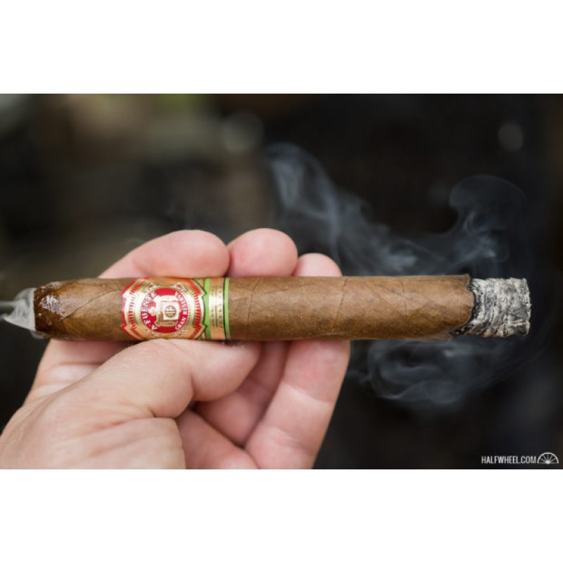 ARTURO FUENTE 8-5-8 NATURAL SUN GROWN 25  CT BOX