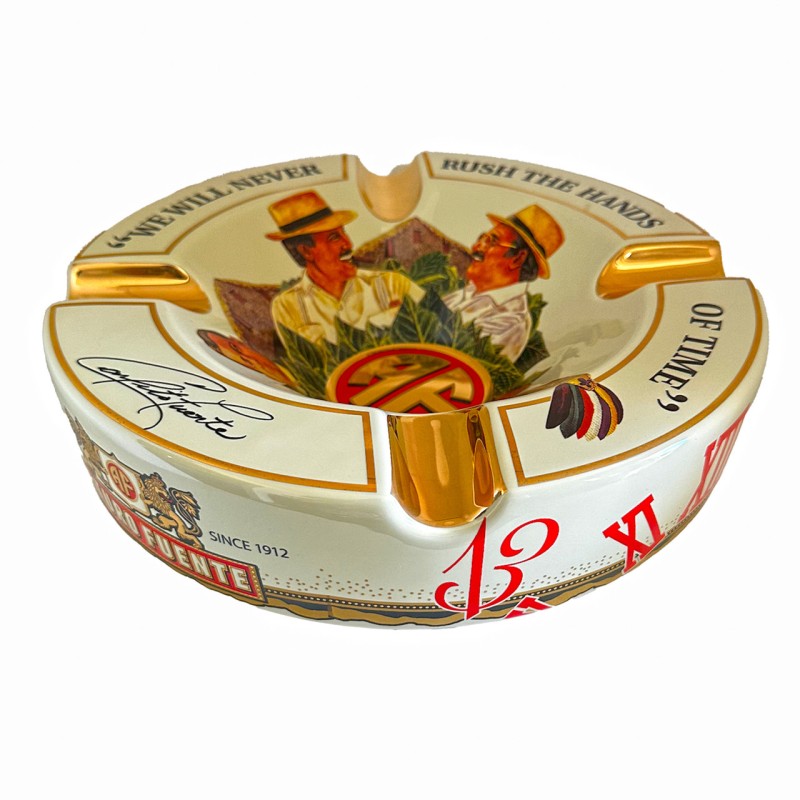 ARTURO FUENTE ASHTRAY XL CREAM COLOR