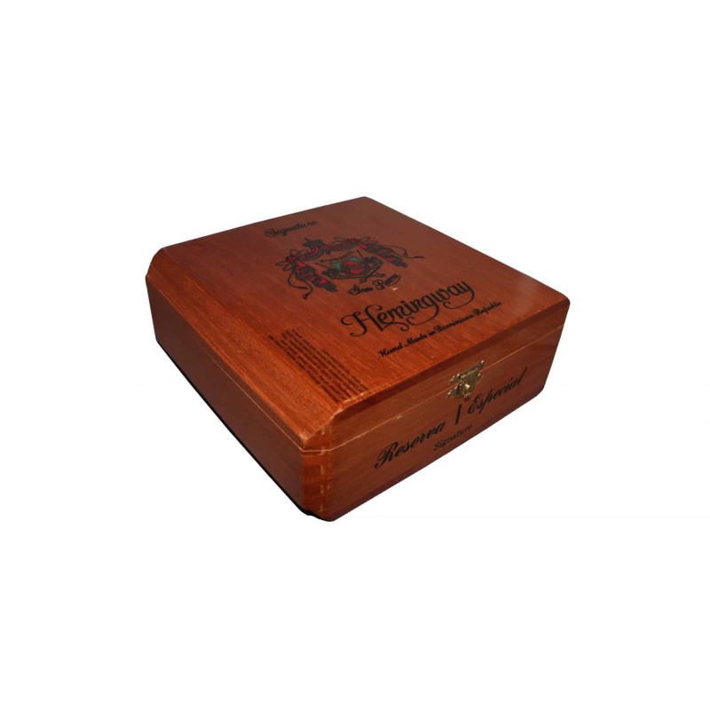 ARTURO FUENTE HEMINGWAY SIGNATURE  MADURO 6.0X47 25 CT BOX