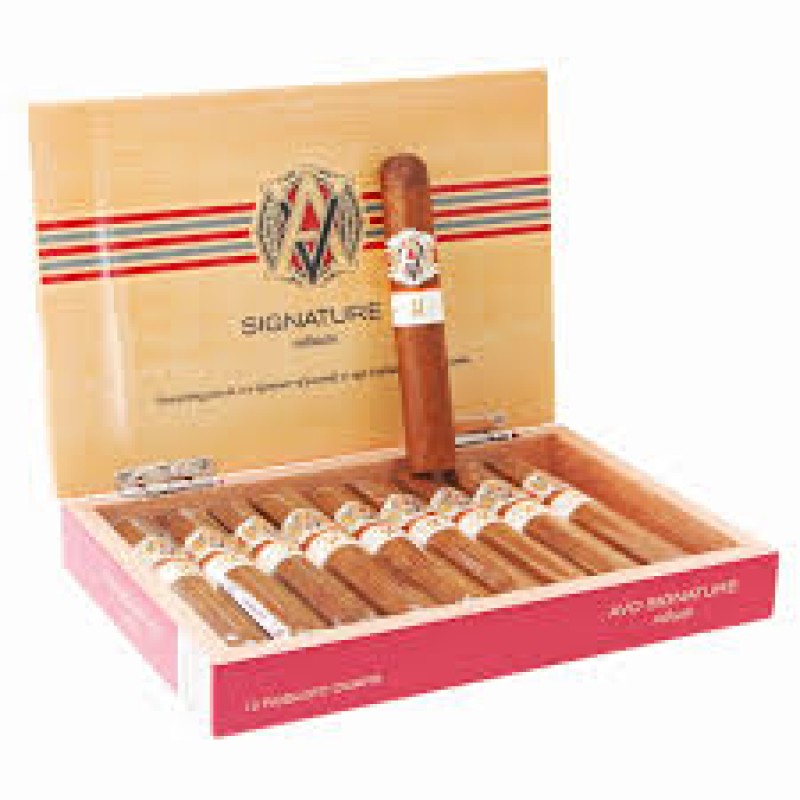 AVO SIGNATURE ROBUSTO 30 YRS CE 10 CT BOX