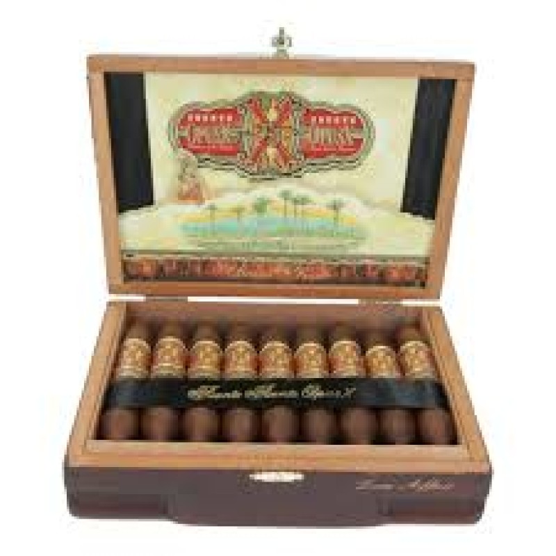 FUENTE FUENTE OPUS X LOVE AFFAIR 18 CT BOX