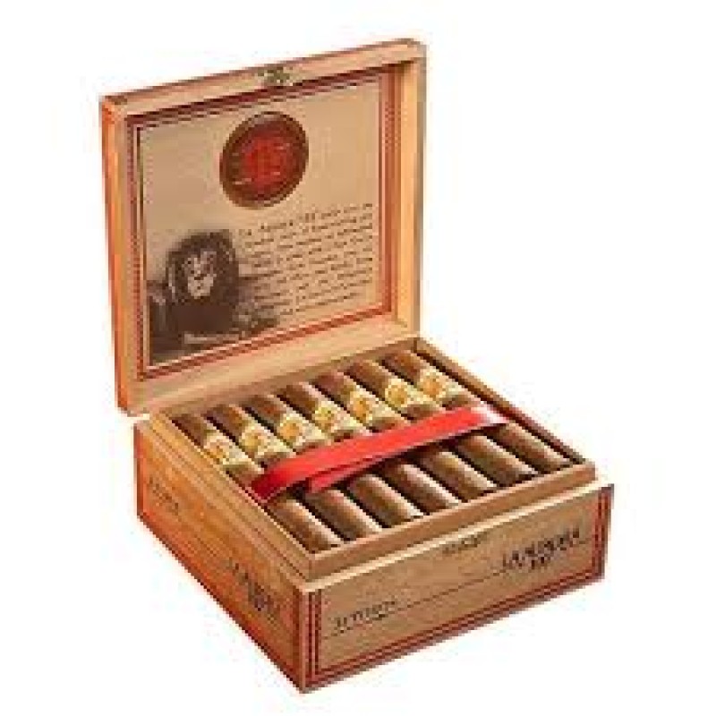 LA AURORA 107 TORO 21 CT BOX