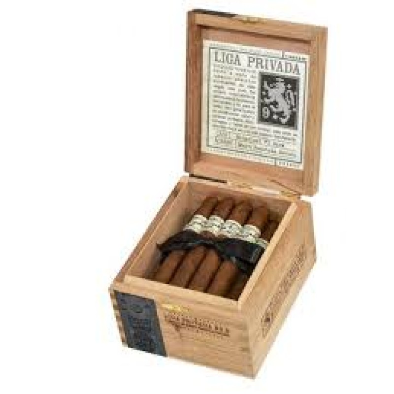 LIGA PRIVADA # 9 SHORT PANATELA 24 CT BOX