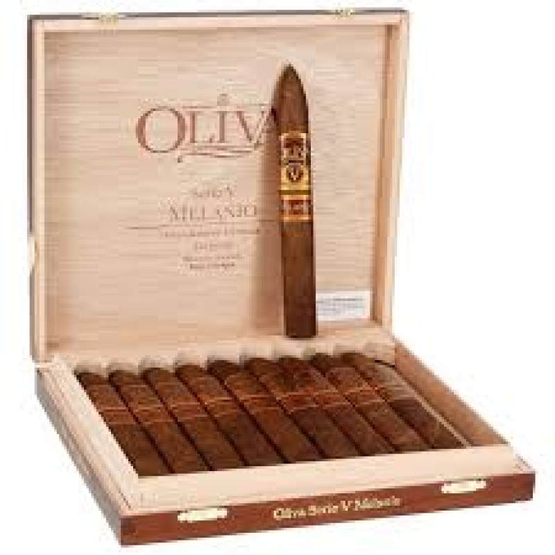 OLIVA V MILANIO  TORPEDO 10 CT BOX. # 8 CIGAR 2016.