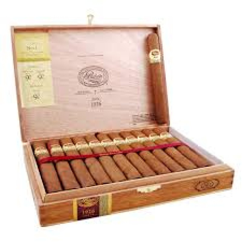 PADRON NO 1 NATURAL  1926 24 CT BOX.